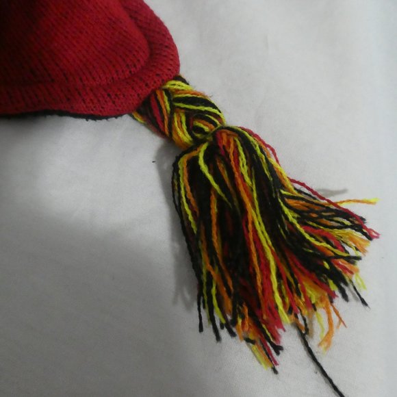 GEORGE | one size | Fun Winter Hat With Flame Design and Mohawk | NWOT - Picture 10 of 11